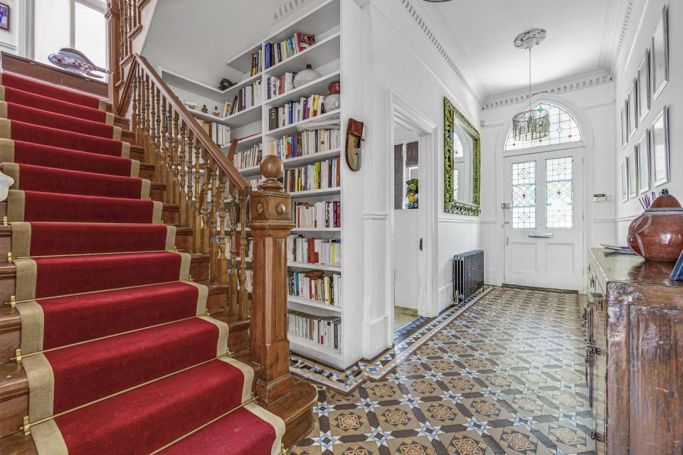 kew road, richmond victorian home for sale hallway