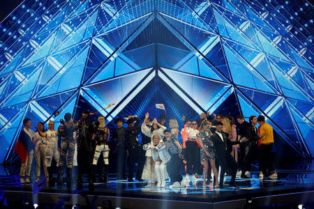 Performers from countries that qualified to the final of the 2019 Eurovision Song Contest gather on stage at the end of the first semi final session in Tel Aviv, Israel May 15, 2019. REUTERS/Ronen Zvulun