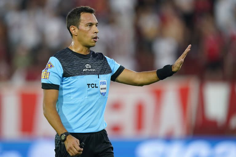 Facundo Tello fue el árbitro designado para impartir justicia en el enfrentamiento de cuartos de final entre River y Belgrano