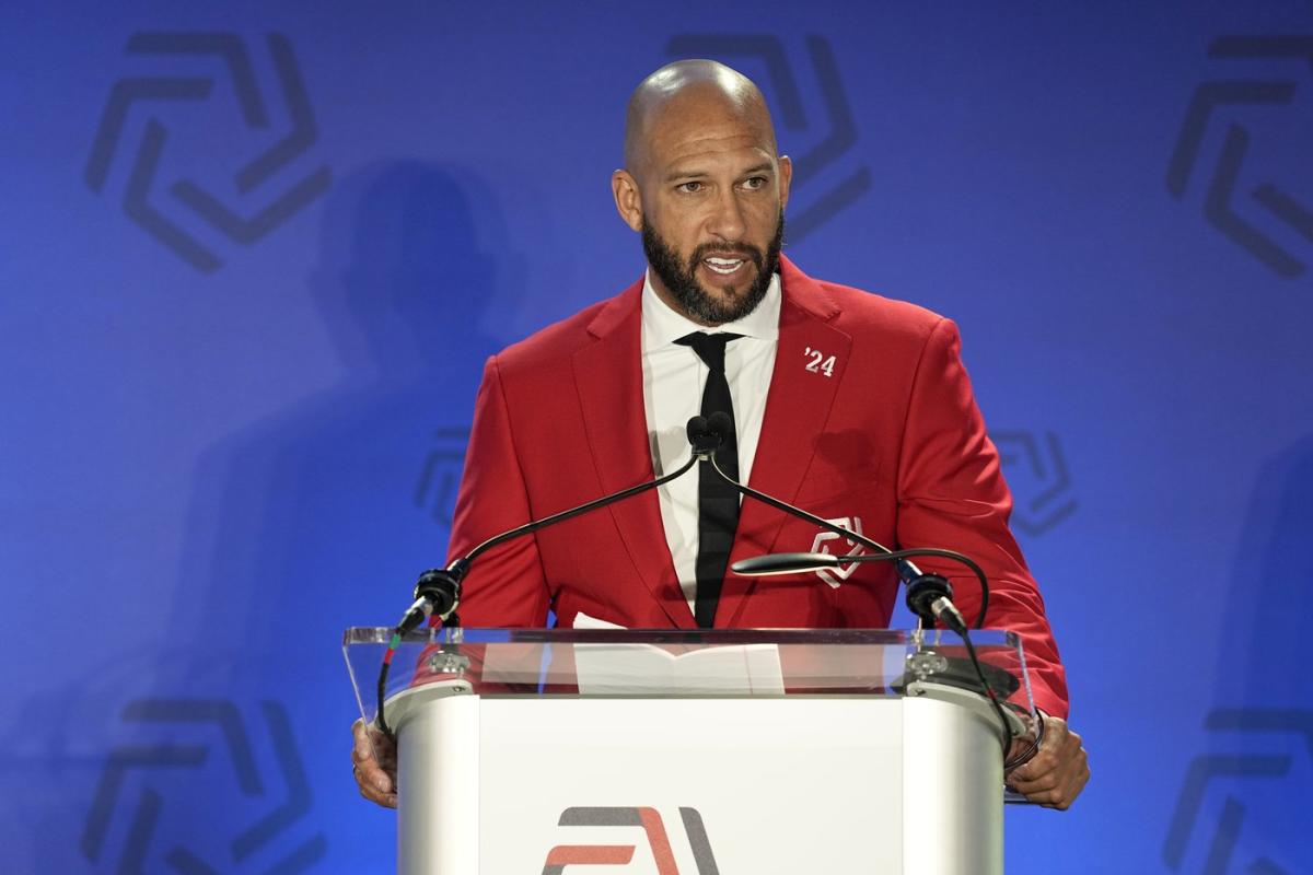 Former US goalkeeper Tim Howard becomes minority shareholder of Houston Dynamo Football Club