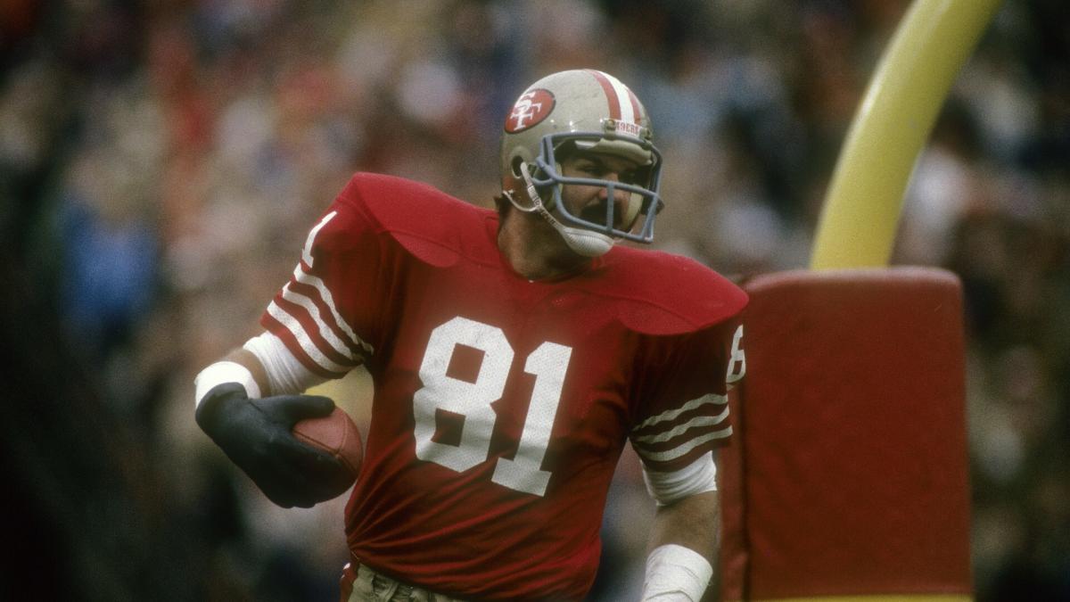 Former NFL tight end Russ Francis dies in plane crash