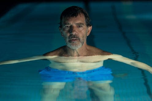 <span class="caption">The director Salvador Mallo, a stand-in for Almodóvar himself, is played by Antonio Banderas</span> <span class="attribution"><span class="source">Pathé UK</span></span>