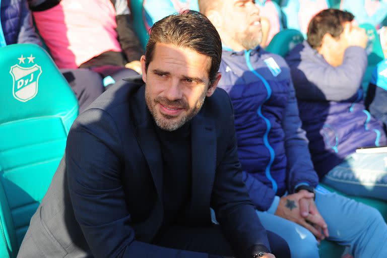 Fernando Gago no puede salir del momento irregular en Racing 