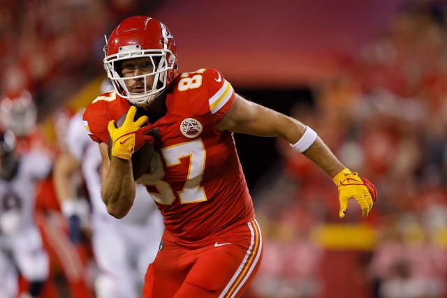 Travis Kelce says he invited Taylor Swift to a Chiefs game