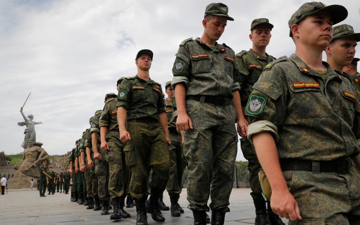 All 85 federal areas in Russia have been tasked with recruiting a volunteer regiment of 400 men - Alexandr Kulikov/AP