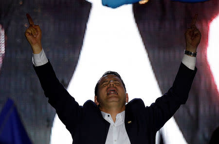 Fabricio Alvarado Munoz, presidential candidate of the National Restoration party (PRN), gestures during a rally after the official election results were released in San Jose, Costa Rica April 1, 2018. REUTERS/Randall Campos