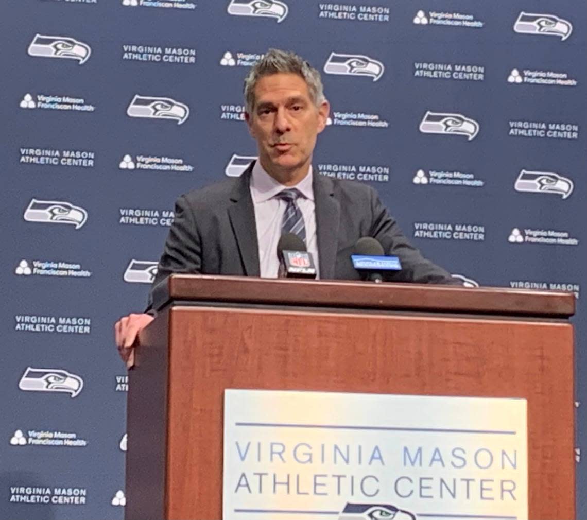 Team physician Dr. Jonathan Drezner, a leader in sports cardiology, met with Seahawks players Wednesday morning. It was less than two days after Buffalo Bills safety Damar Hamlin went into cardiac arrest on the field in Cincinnati, stunning the NFL.