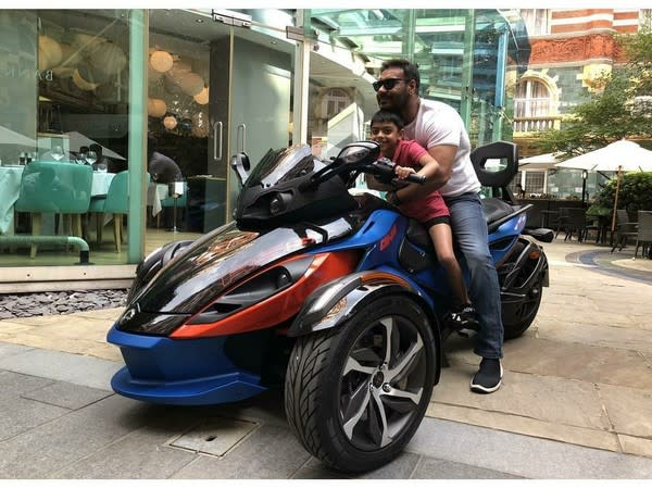 Ajay Devgn with his son Yug (Image source: Instagram)