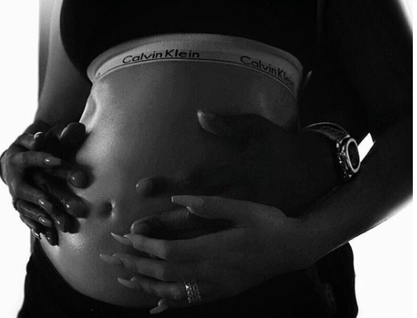 Khloe Kardashian is pregnant with her first child – and suffering from pregnancy insomnia [Photo: Instagram/Khloe Kardashian]