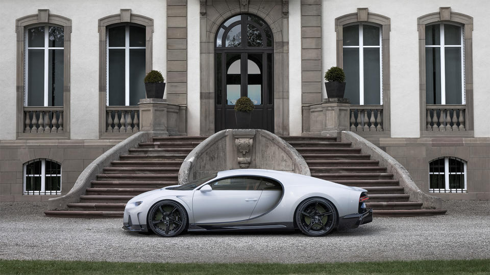 03-01_bugatti_chiron_super_sport_molsheim_3-4-side.jpeg