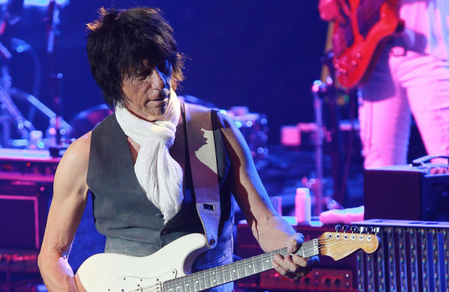 Mick Jagger, Rod Stewart lead tributes to Jeff Beck after death at 78