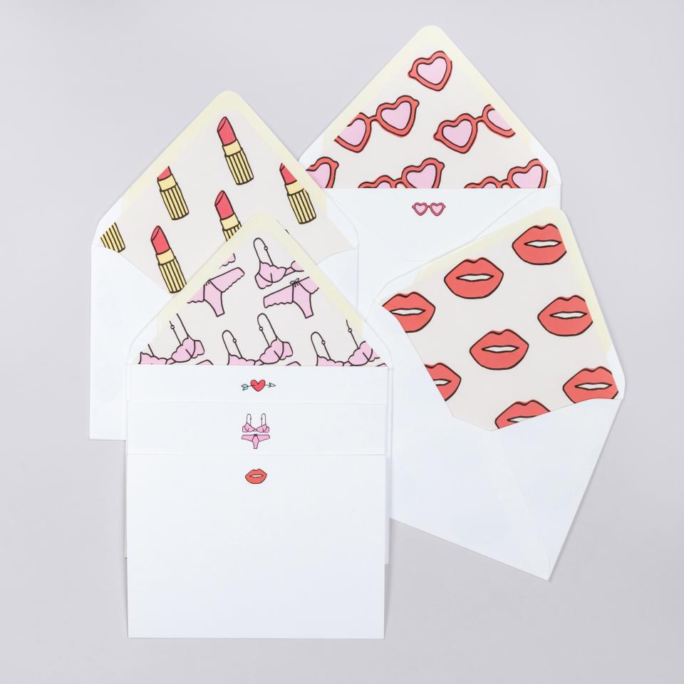 29) Flirty Notecards