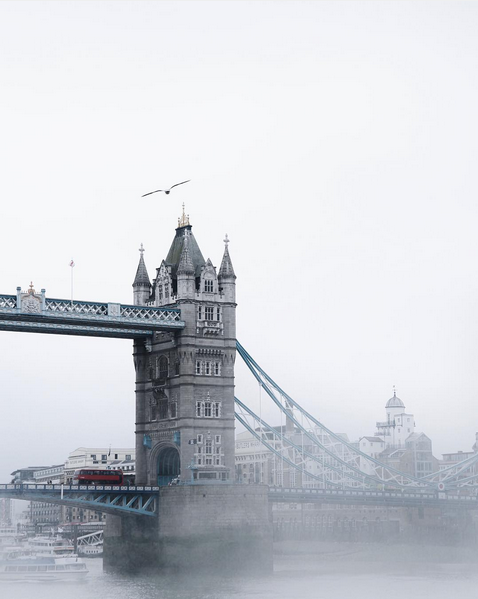 2. Puente de la Torre (Londres) Construido en 1894, este puente levadizo es, sin lugar a dudas, una de las visitas obligadas para los turistas.  Foto: Instagram / @uranxkoi