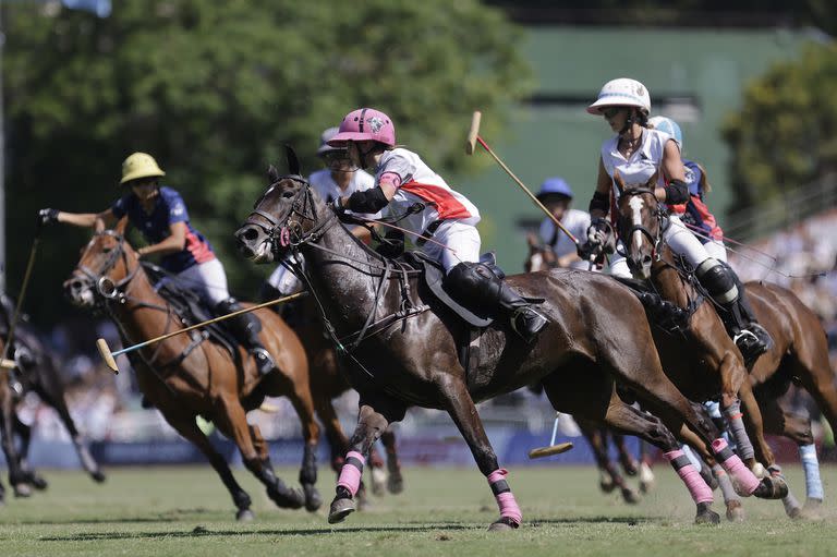 A correr: La Dolfina vs. La Irenita, en la última final del Abierto Argentino Femenino