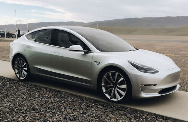 Tesla Model 3: rare sightings of prototypes that you might have