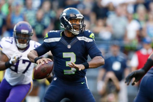 Russell Wilson Says He's A Better Baseball Player Than Tim Tebow