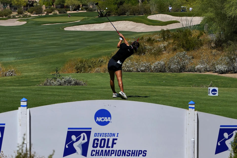 Southern Methodist golfer Michelle Zhang hits from the second tee during the final round of the NCAA college women's golf championship at Grayhawk Golf Club, Monday, May 22, 2023, in Scottsdale, Ariz. (AP Photo/Matt York)