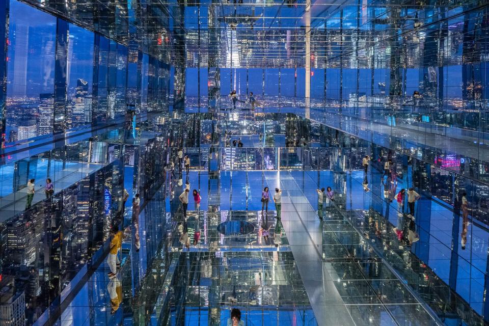 Mirrored Room and Terrace at Summit One Vanderbilt in New York City