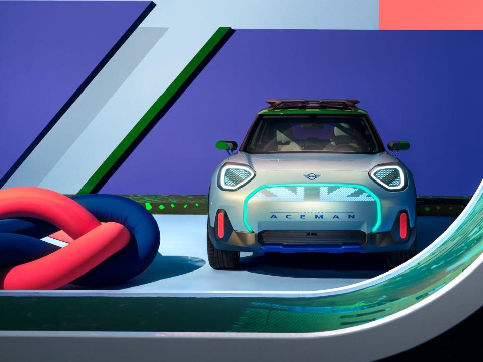 Mini Concept Aceman electric SUV.