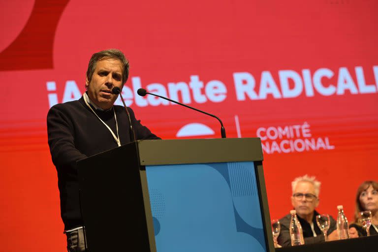 Gastón Manes en la Convención Radical, en La Plata