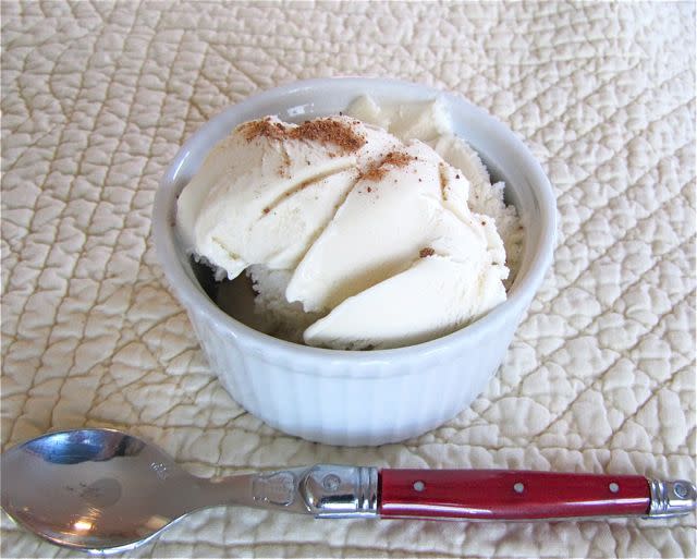 3-Ingredient Eggnog Frozen Yogurt