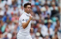 Britain Cricket - England v Pakistan - Fourth Test - Kia Oval - 13/8/16 England's Chris Woakes celebrates the wicket of Pakistan's Sarfraz Ahmed Action Images via Reuters / Paul Childs