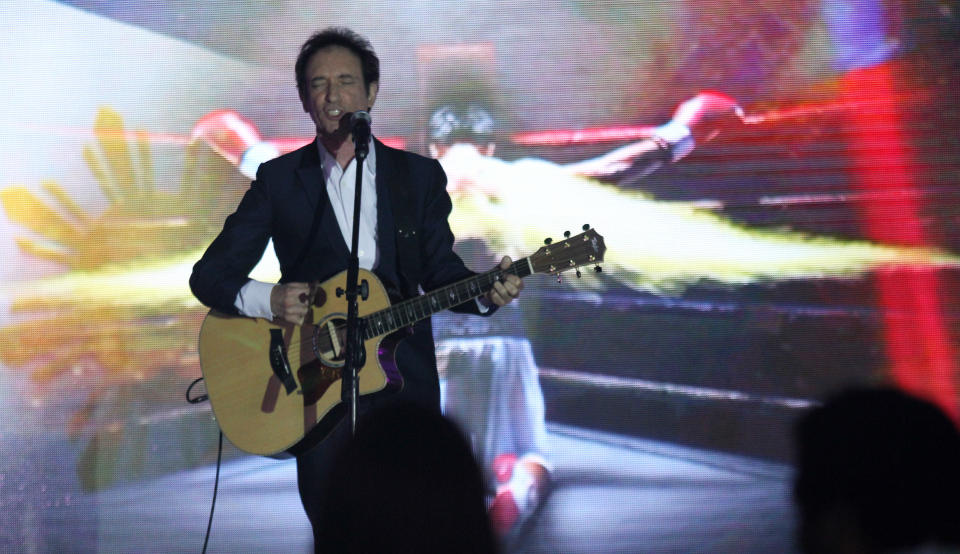 GENERAL SANTOS, PHILIPPINES - DECEMBER 17: David Pomeranz performs during the 34th birthday of World boxing icon Manny Pacquiao on December 17, 2012 in General Santos, Philippines. (Photo by Jeoffrey Maitem/Getty Images)