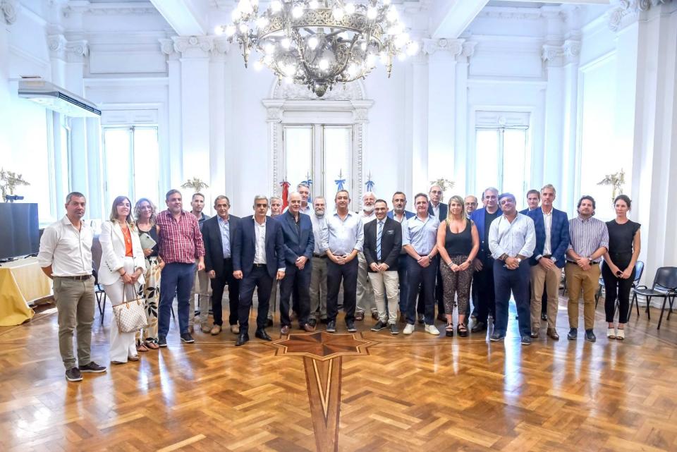 Referentes de distintos sectores productivos se reunieron con Pablo Javkin para manifestar su preocupación por la violencia en Rosario