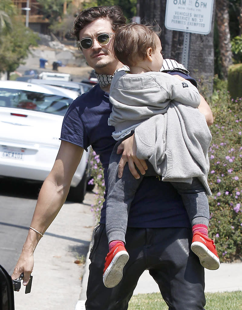 Orlando Bloom Cuddles Son Flynn Bloom, Arriving at a Friend's House