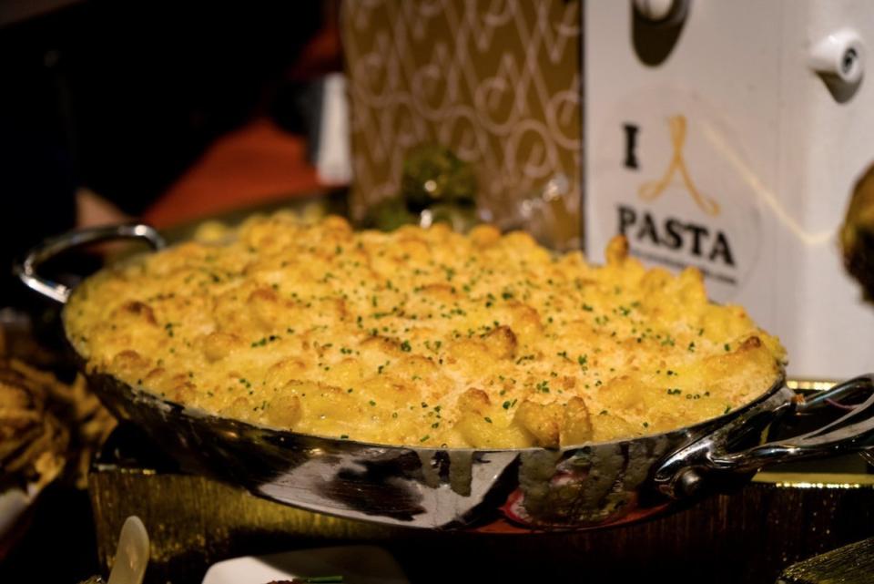 <p>Wolfgang Puck</p><p>Wolfgang's version has three cheeses and is baked to perfection.</p><p><strong>Get the recipe: <a href="https://parade.com/842159/alison-ashton/wolfgang-pucks-baked-macaroni-and-cheese-2/" rel="nofollow noopener" target="_blank" data-ylk="slk:Wolfgang Puck's Baked Macaroni and Cheese;elm:context_link;itc:0;sec:content-canvas" class="link ">Wolfgang Puck's Baked Macaroni and Cheese</a></strong></p>