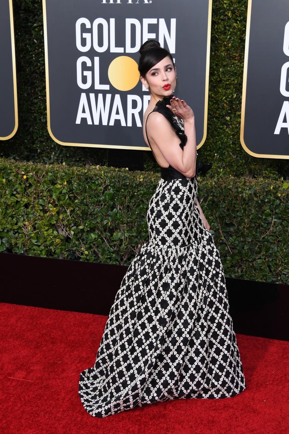 <h1 class="title">Sofia Carson in Giambattista Valli Haute Couture and Samer Halimeh jewelry</h1><cite class="credit">Photo: Getty Images</cite>