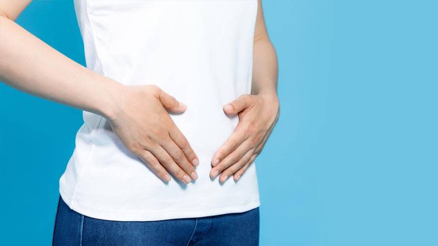 El dolor estomacal o la acidez son síntomas frecuentes de embarazo