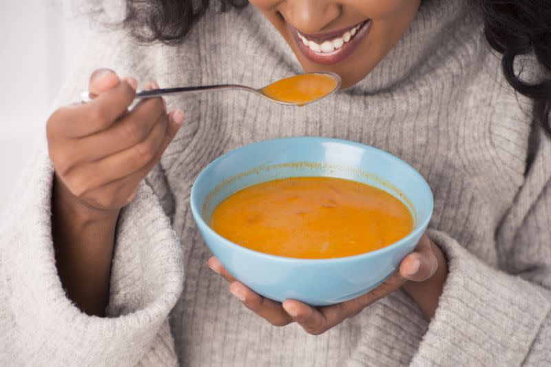 L’hiver serait-il une bonne excuse pour manger plus ? [Photo : Getty]