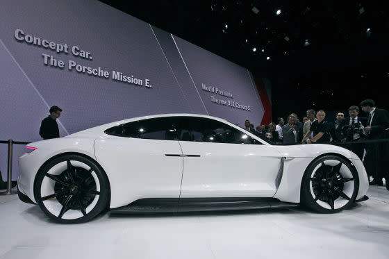 Porsche: Vollgas-Preisattacke auf Tesla