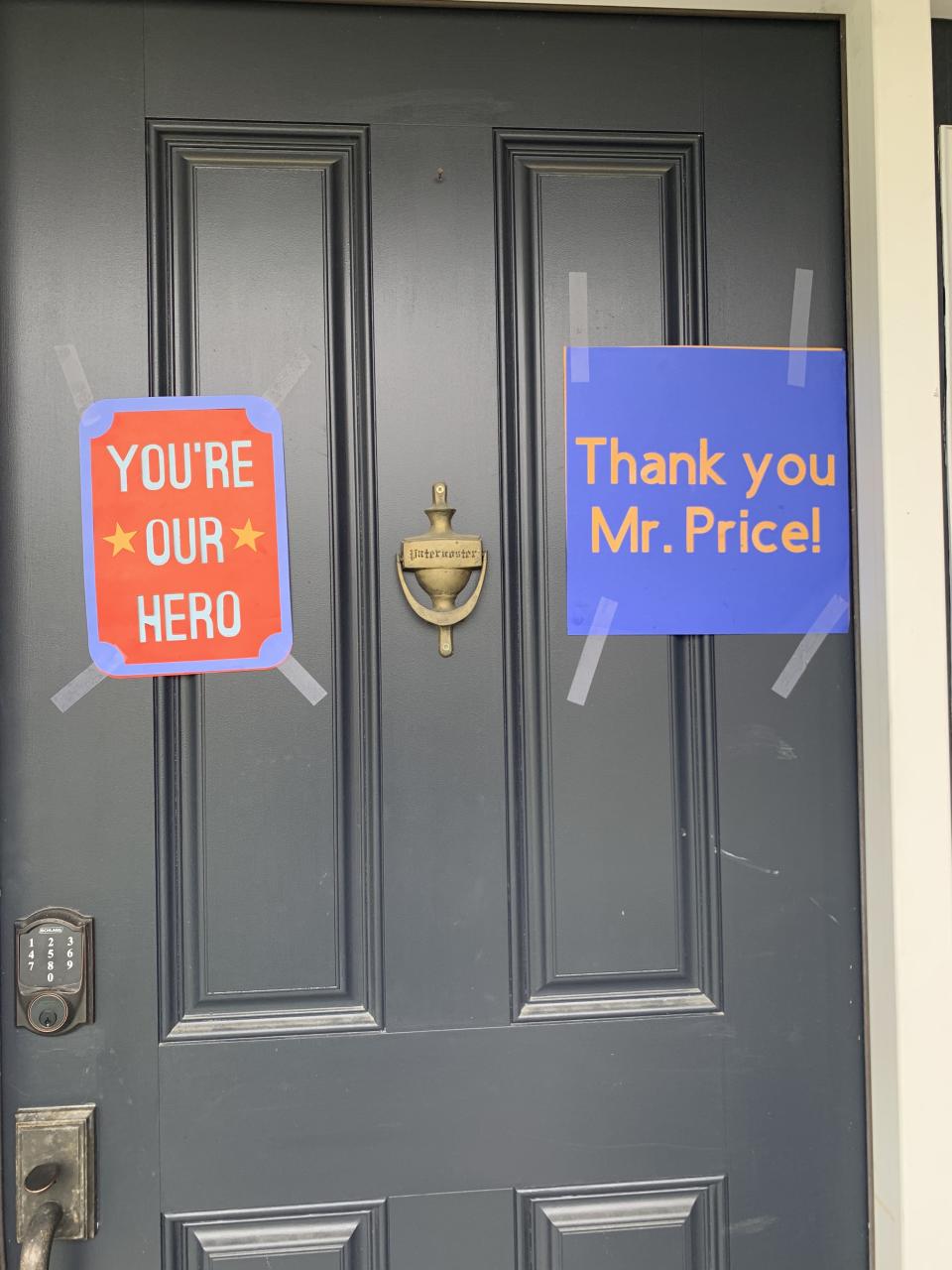 To thank an Indiana FedEx driver for surprising a little girl with birthday cupcakes, her family posted signs of. gratitude to their front door. (Photo: Courtesy of Liz Paternoster)