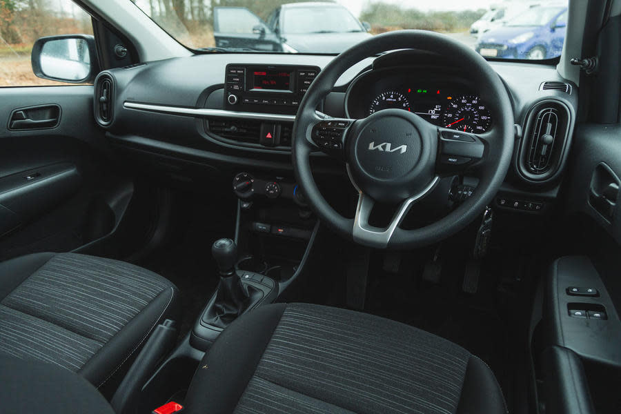 Kia Picanto interior