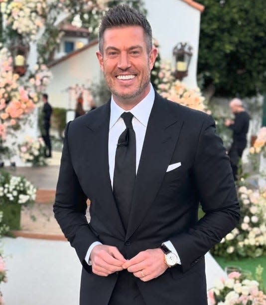 Jesse Palmer, a former "Bachelor" from the show's fifth season, will return as the host for the 28th installment of the series.