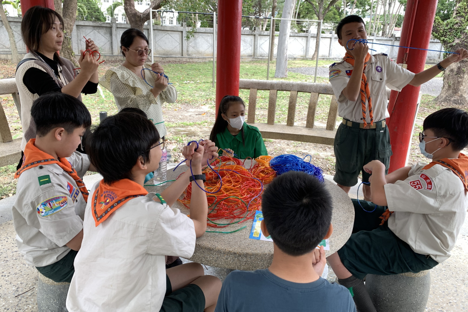 臺東縣第55團普悠瑪複式童軍團成立七週年團慶在海巡署東部分署辦理親子闖關活動