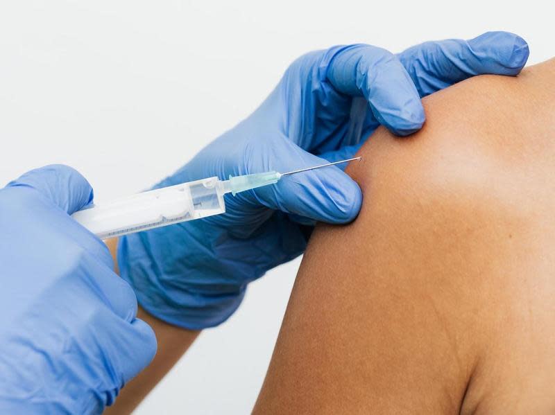 牛津大學與阿斯特捷利康公司（AstraZeneca）共同研發的疫苗傳出捷報，99％受試者在施打疫苗後成功出現抗體，示意圖。（翻攝自pexels）