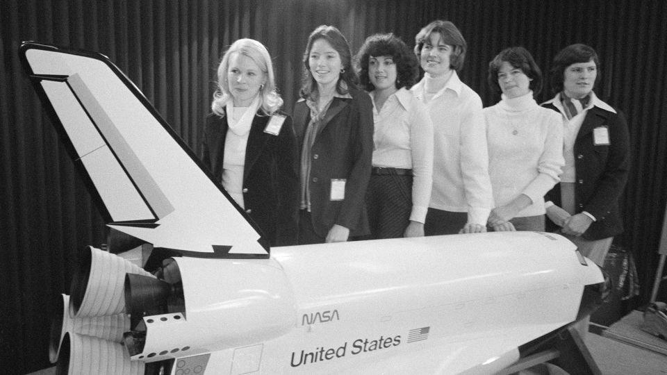 Seddon, Fisher, Resnik, Shannon Lucid (fourth from left), Ride and Sullivan stand side by side at NASA's Johnson Space Center in Houston, on January 31, 1978. - NASA