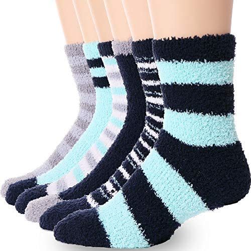 14) Men's Fuzzy Socks