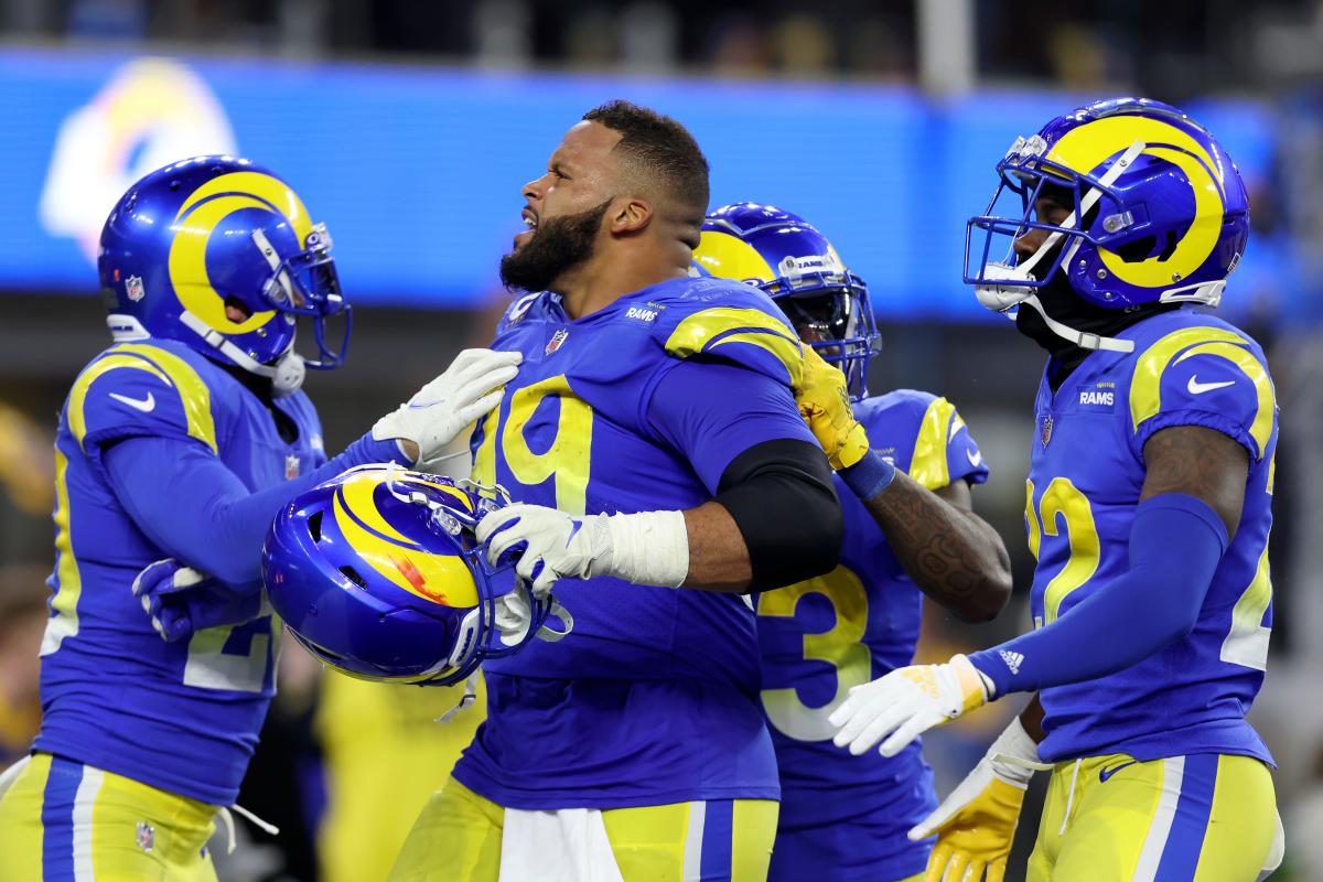 Rams rally to Super Bowl with stunning 20-17 win over Niners