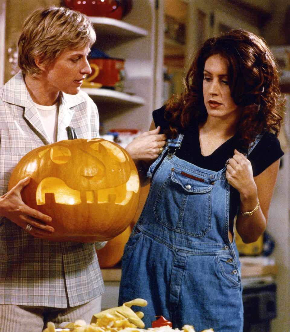 <p>Ellen DeGeneres's character, Ellen Morgan, had that pumpkin-carving thing down on the comedian's 1990s sitcom. (Original airdate: Oct. 31, 1995) <br>(Photo by ABC Photo Archives/ABC via Getty Images) </p>