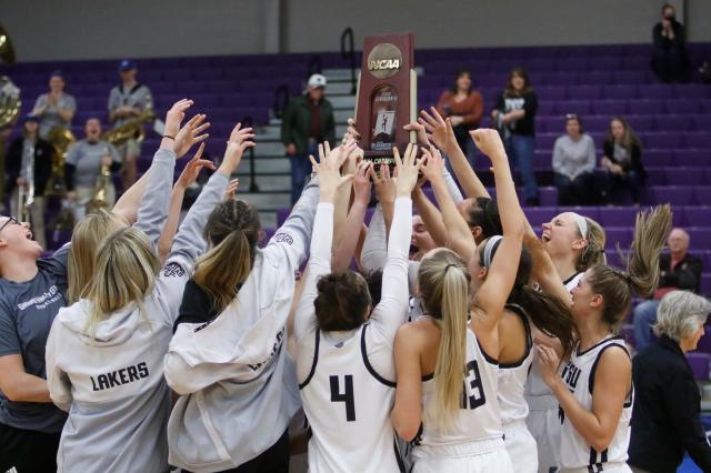 Lakers win NCAA Division II Midwest Regional Championship, advance