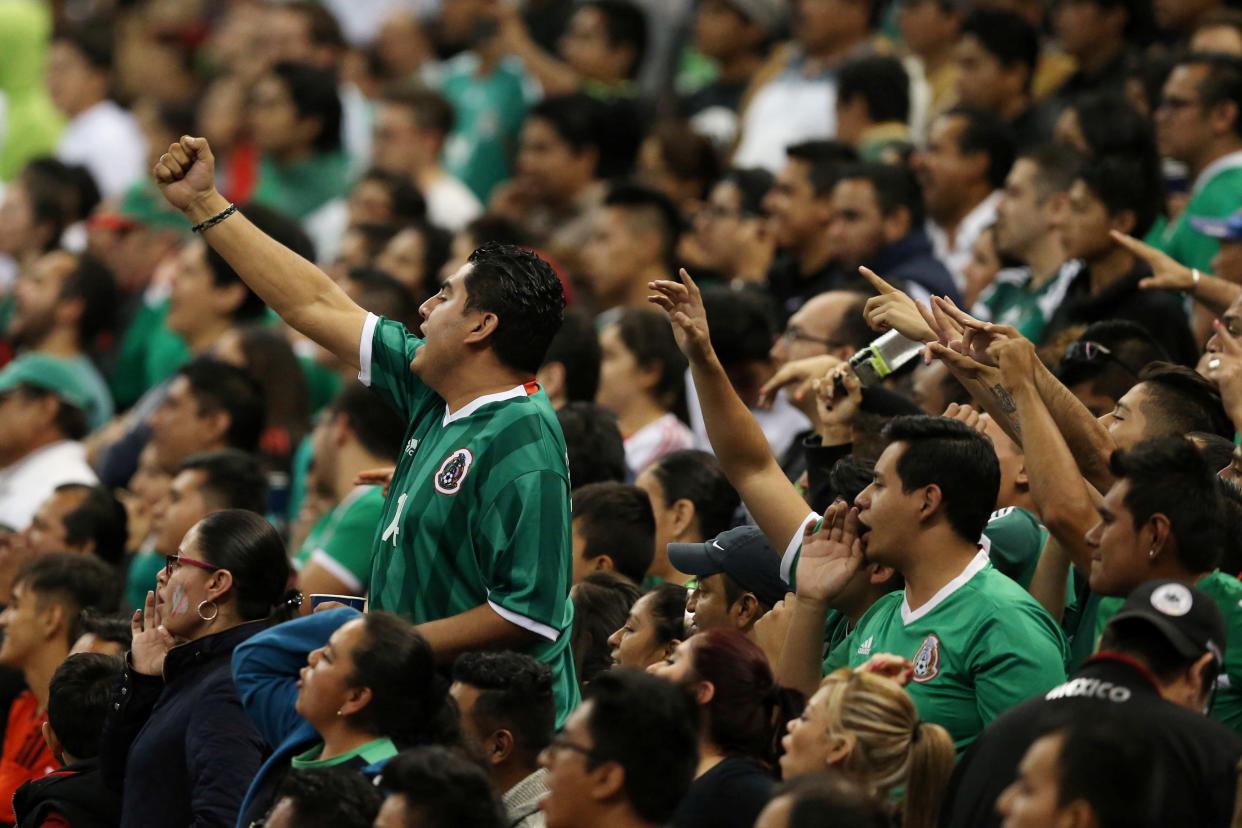 México, el país que compra las playeras de futbol más caras en la región. (REUTERS/Edgard Garrido)