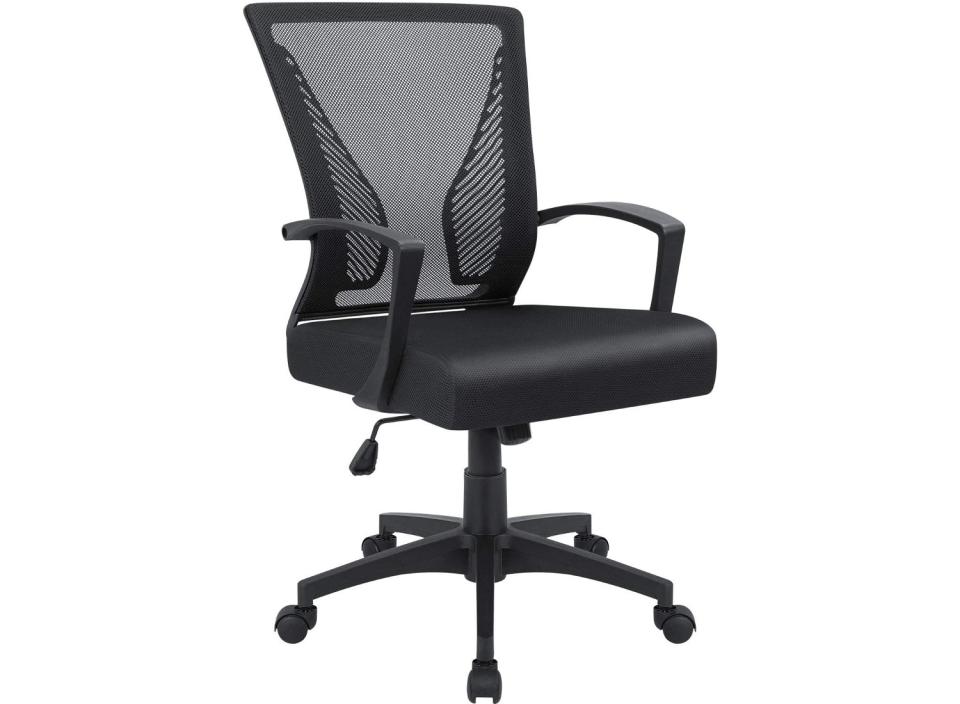 This high-quality and highly customizable office chair offers lumbar support in a variety of colors. (Source: Amazon)