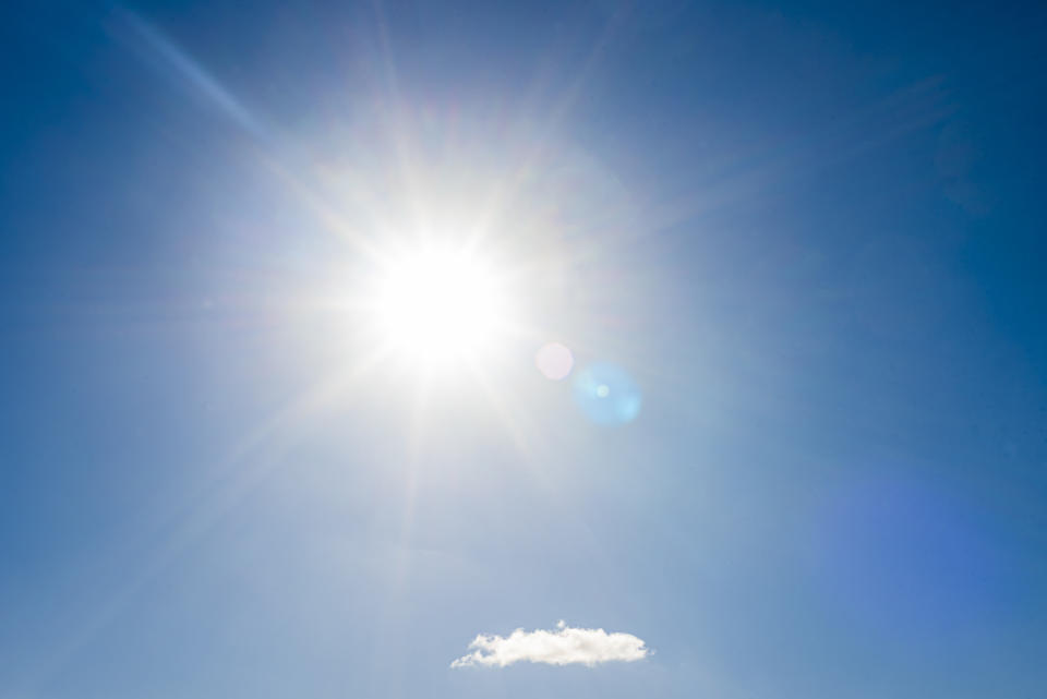 Es wird zum Wochenende hin wieder wärmer. (Symbolbild: Getty)