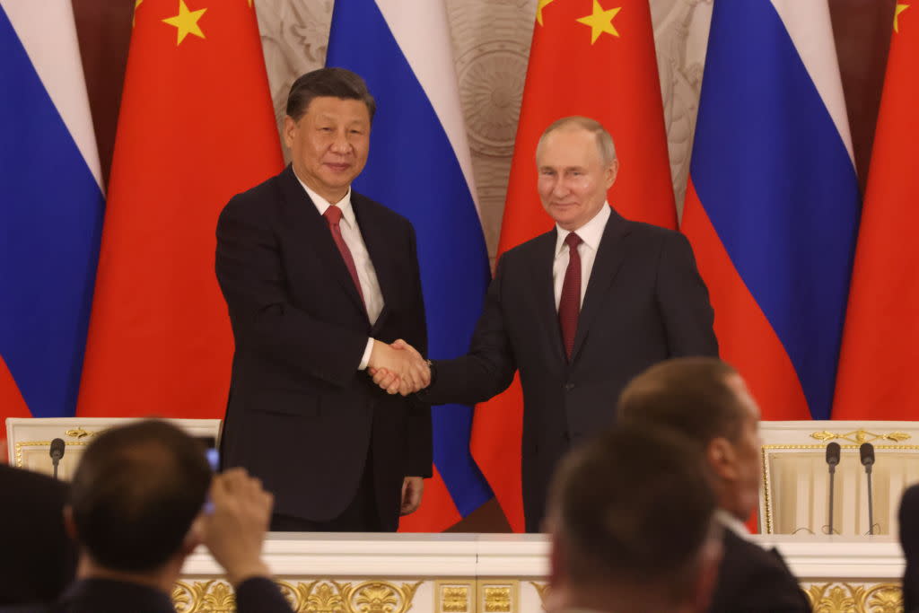 Xi Jinping Visits Moscow