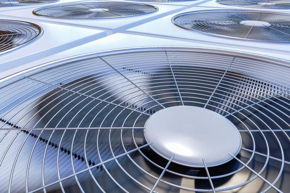 Are air conditioners designed for extreme heat? Experts say AC systems can cool a home to 20 to 30 degrees less than the outdoor temperature.