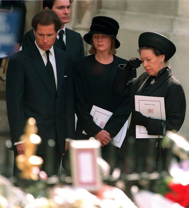 <p>Princess Margaret with her son Lord Linley and his wife Lady Serena Linley leaving the funeral.</p>